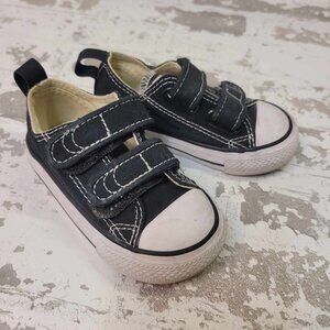 2462 Converse All Stars Toddler Sneakers‎ Size 5